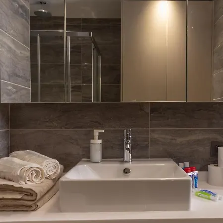Lägenhetshotell Gul Proje Express Suites, Mall Of *